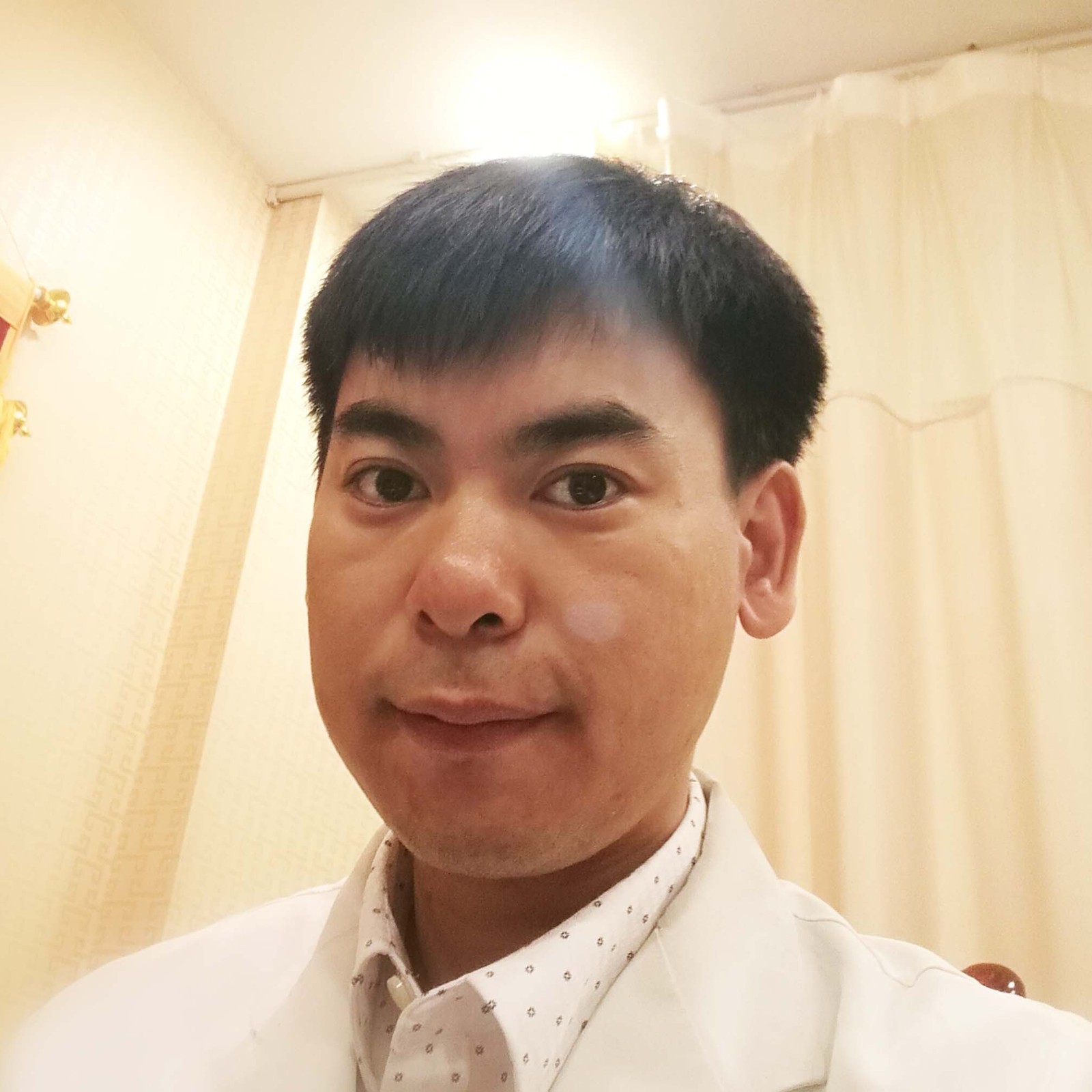 杨意闻